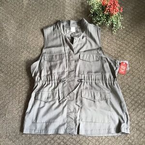 Women’s XXL - 20, vest top NWT Olive Green